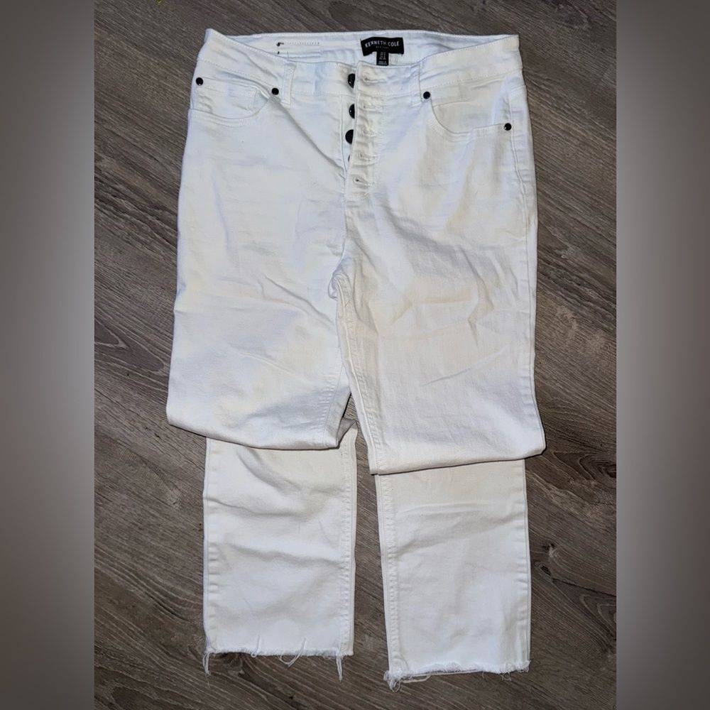 Kenneth Cole NY Jeans White Size US6 button front, 5 pocket